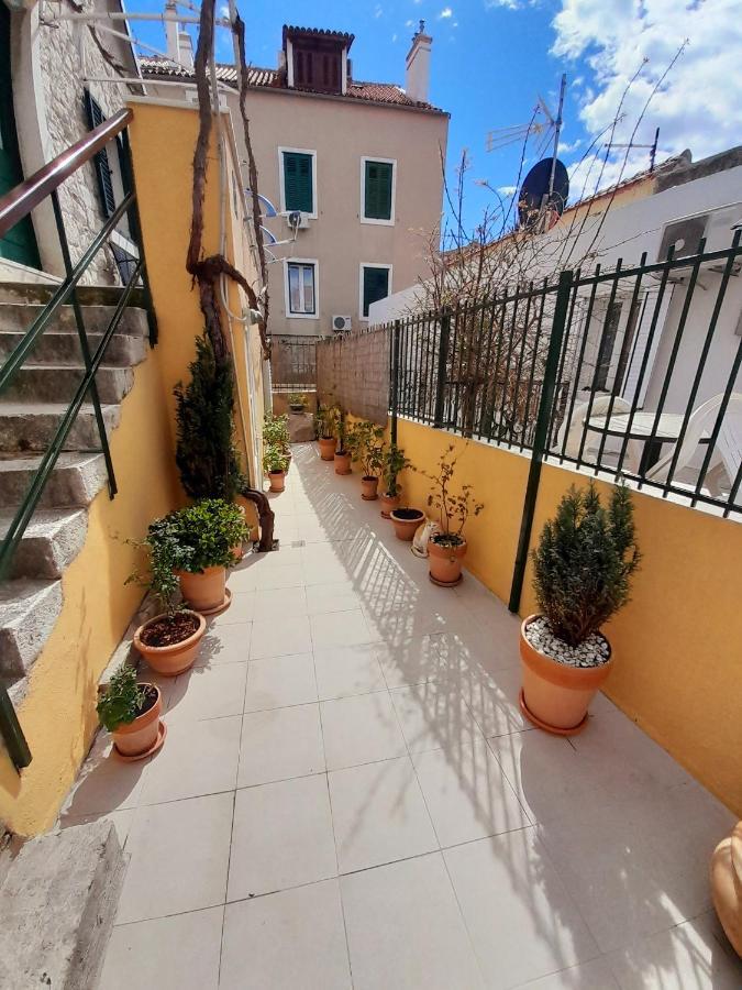 Luxury Mansarda Duplex - City Centre - Stone House Apartman Split Kültér fotó