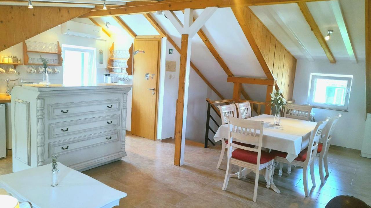 Luxury Mansarda Duplex - City Centre - Stone House Apartman Split Kültér fotó