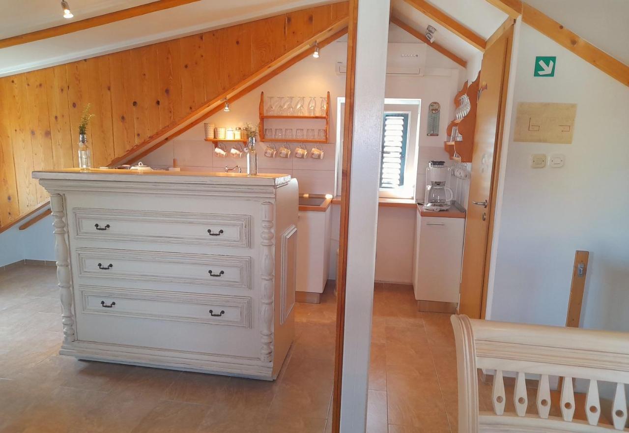 Luxury Mansarda Duplex - City Centre - Stone House Apartman Split Kültér fotó
