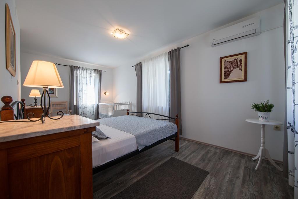 Luxury Mansarda Duplex - City Centre - Stone House Apartman Split Kültér fotó